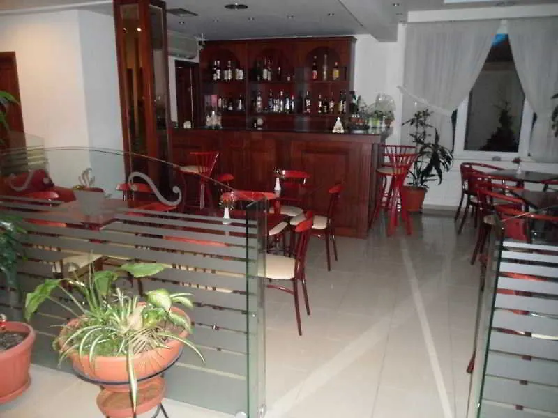 Hotel Avra Peraía