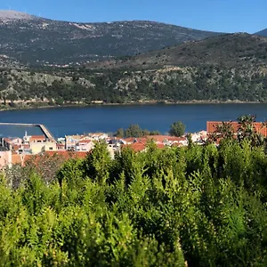 Liostasi Retreat דירה ארגוסטולי